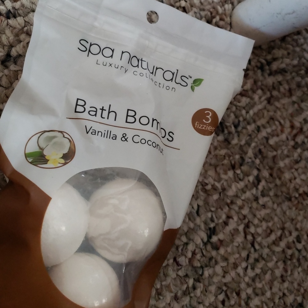 Bath bombs